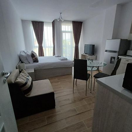 Апартамент - Студио Престиж 2 Chissarja Exterior foto
